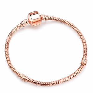 Textured Metallic Heart or Cube Bracelet for Women - B / 17cm
