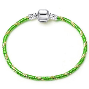 Textured Metallic Heart or Cube Bracelet for Women - K / 20cm