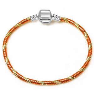 Textured Metallic Heart or Cube Bracelet for Women - L / 21cm