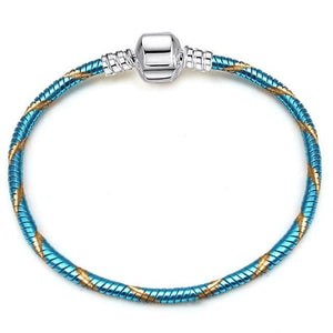 Textured Metallic Heart or Cube Bracelet for Women - M / 21cm