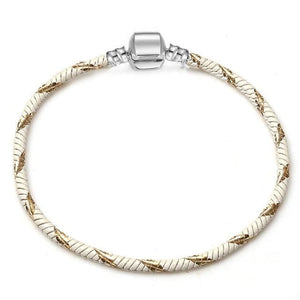 Textured Metallic Heart or Cube Bracelet for Women - O / 21cm