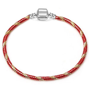 Textured Metallic Heart or Cube Bracelet for Women - P / 21cm